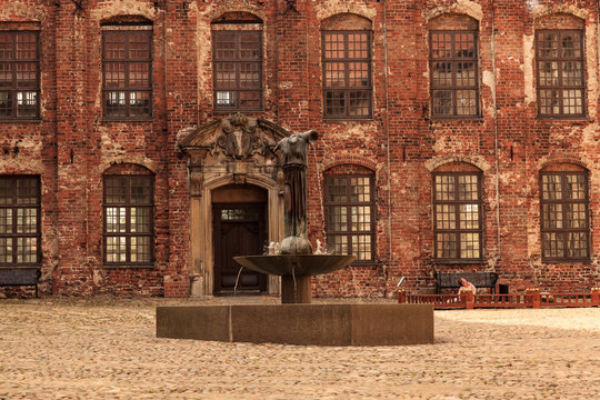 D&auml;nemark - Schloss Koldinghus, Innenhof mit Brunnen