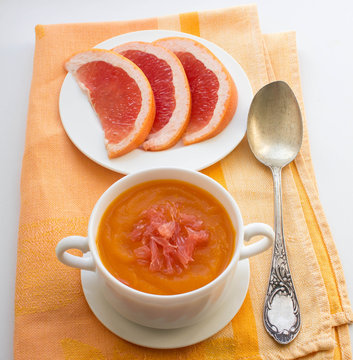 pumpkin soup with grapefruit