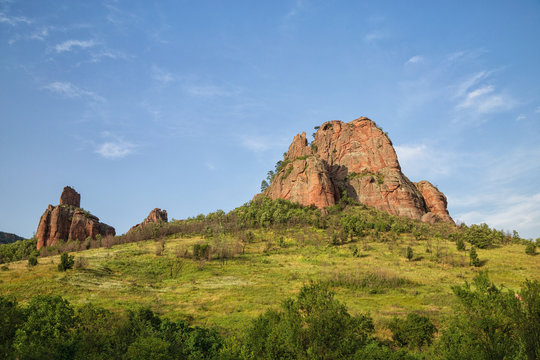 Standalone rocks