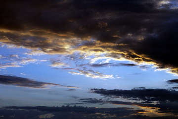 Fototapeta na wymiar Multicolor sunset sky