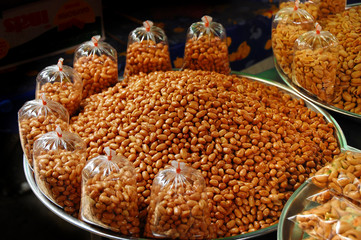 Peanuts on food market