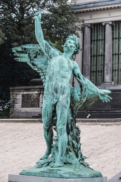 standbeeld laurier Kruidtuin Brussel