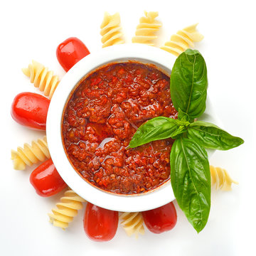 sugo al pomodoro e basilico