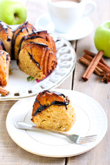 Spelt apple ring cake