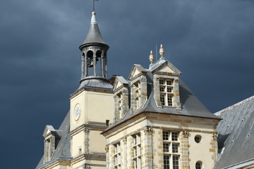Fototapeta premium Chateau avant l'orage