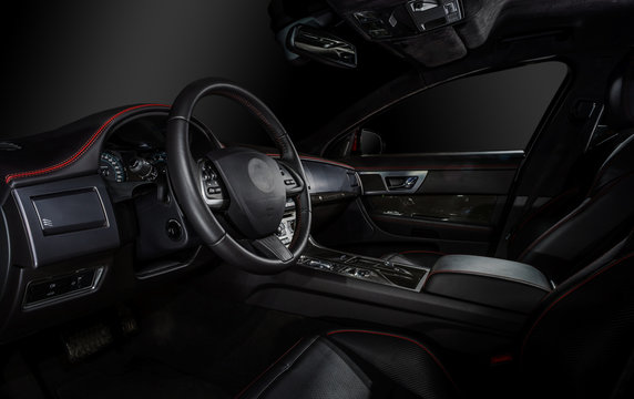 Luxury modern car interior © 31etc