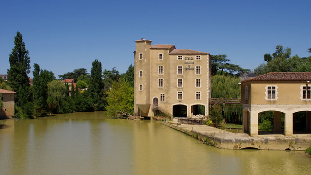 Moulin sur la Ba&iuml;se, Condom