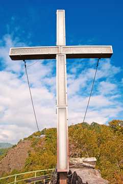 Das Pinnerkreuz oberhalb von Cochem an der Mosel