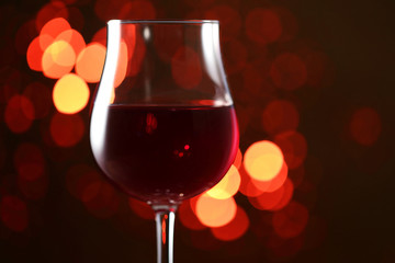イルミネーションと赤ワイン