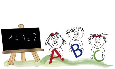 Caras de niños felices con letras y pizarra