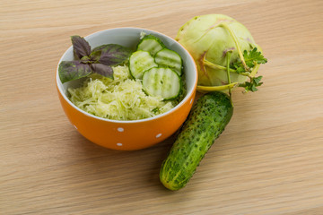 Kohlrabi salad