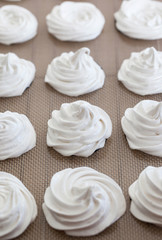 Cooking process zephyr (marshmallows)