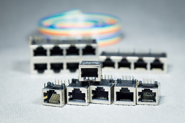 Data transmission connectors