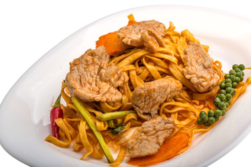 Fried noodles with pork
