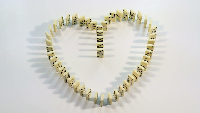 Heart of dominoes