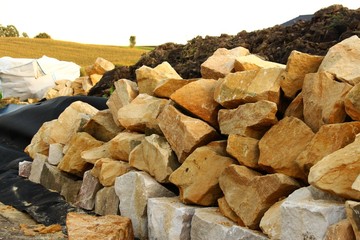 hausbau sandsteinmauer III