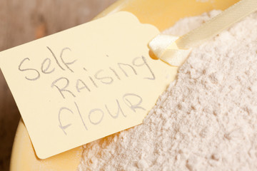 macro picture of self raising flour
