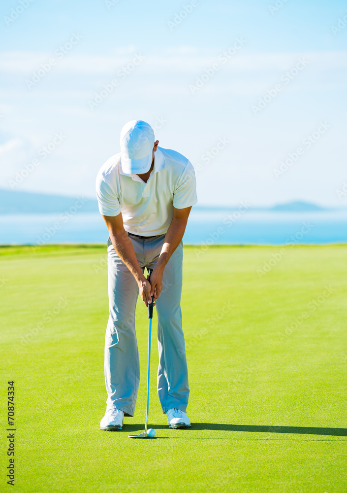 Wall mural Golfer on Putting Green