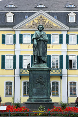 Fototapeta na wymiar Beethoven-Statue in Bonn