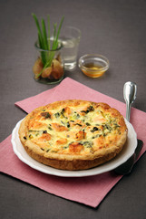 tart with leeks and  salmon