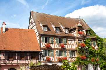 Fototapeta na wymiar Maisons à colombages à Turckheim, Haut Rhin, Alsace