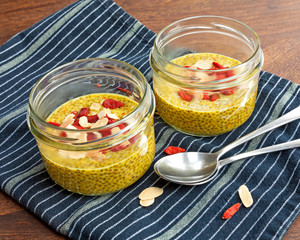 Chia seed puddings with saffron