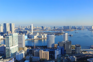 Naklejka premium Miasto Tokio, wieżowiec w rejonie zatoki Tokio