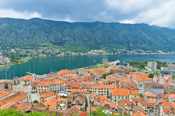 Fototapeta na wymiar Old town of Kotor and Boka Kotorska bay