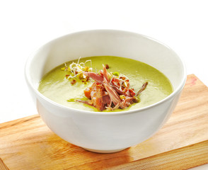 bowl of broccoli cream soup
