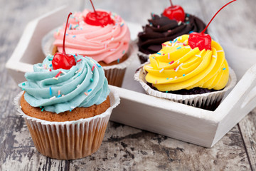  Cupcake on a wooden table