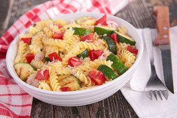 pasta cooked with vegetables
