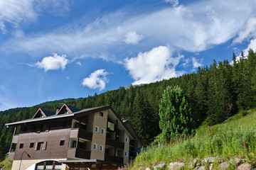 Fototapeta na wymiar Hotels in Alps