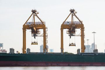 Fototapeta na wymiar Container Cargo freight ship