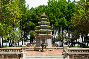 Vietnam - Thien Mu pagoda