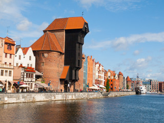 Fototapeta na wymiar The medieval Crane in Gdansk marina