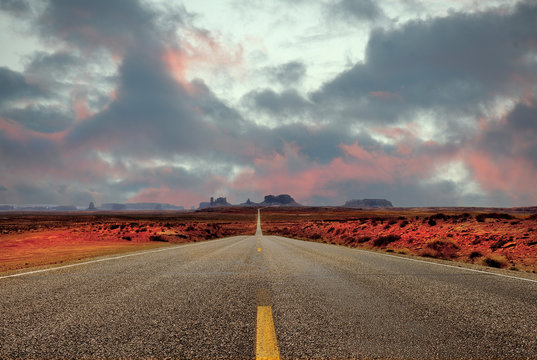 The Road to Monument valley