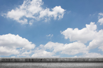 Fototapeta premium concrete ground with cloudy sky