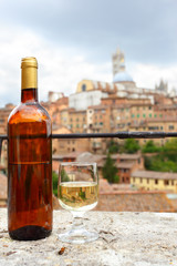 Tuscan white wine