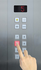 hand press 5 floor in elevator