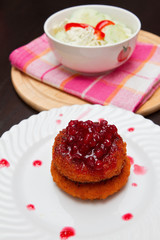 the fresh baked camembert with cranberry sauce