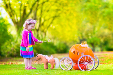 Little sweetn girl playing Cinderella