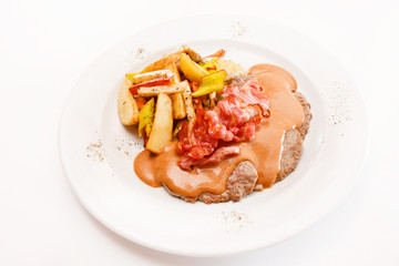 steak with vegetables