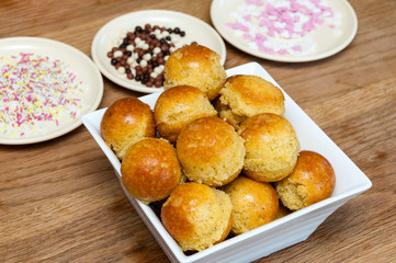 Baking pop cakes