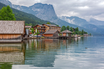 Fototapeta na wymiar Idyllic scenery of Grundlsee lake in Alps mountains, Austria