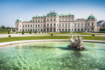 Schloss Belvedere in Vienna, Austria - obrazy, fototapety, plakaty