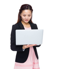 Businesswoman use of laptop computer