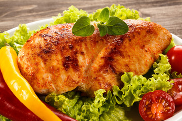 Roast chicken fillet and vegetables