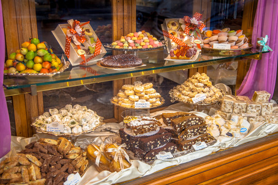 Confectionery Display