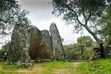 dolmen