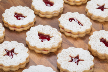 Linzer Cookies